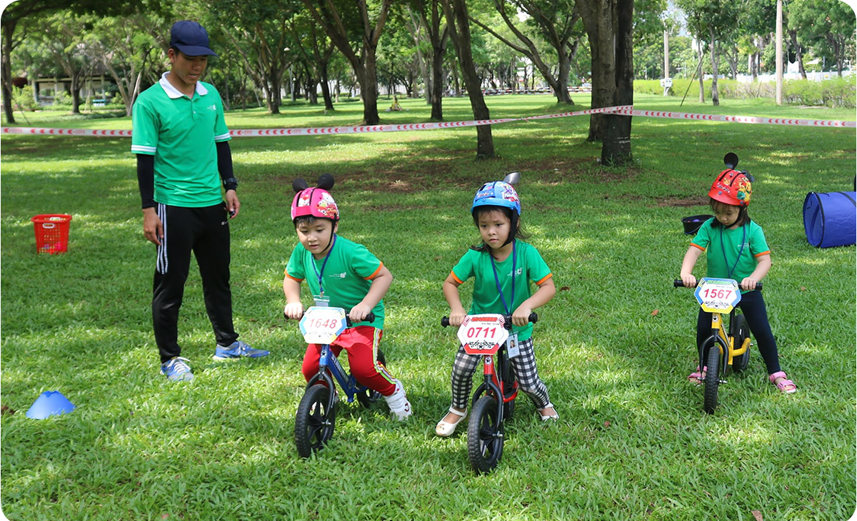 Giải thi đấu xe thăng bằng Tour de Clover