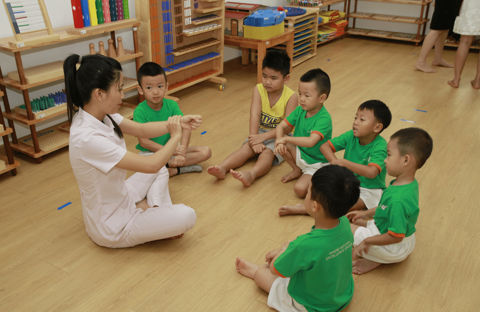 Một ngày của trẻ tại trường mầm non Clover Montessori