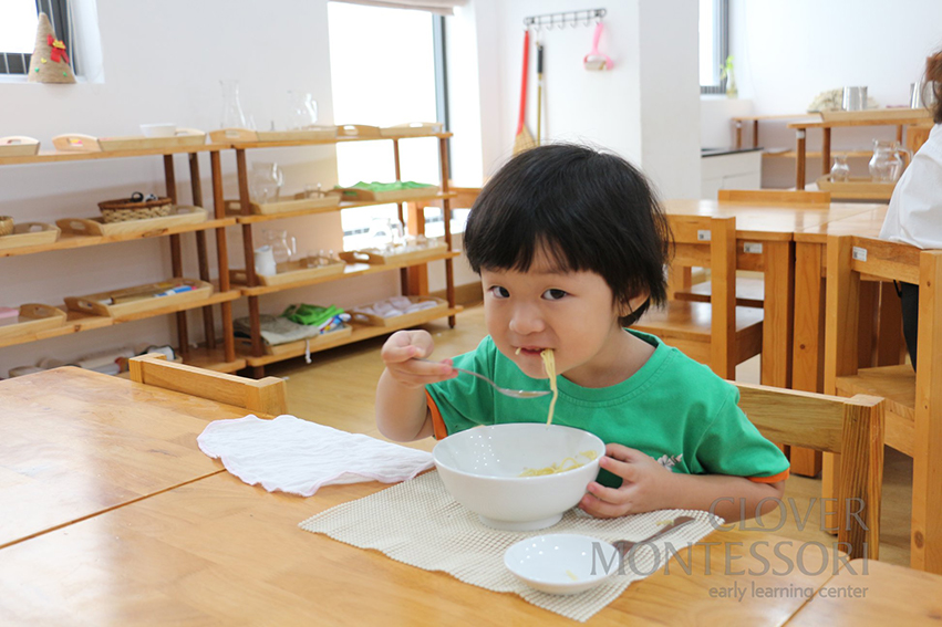 Tại sao lựa chọn Trường mầm non Clover Montessori